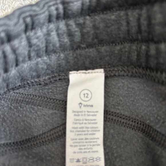 Ivivva girls jogger sweatpants - Picture 4 of 4